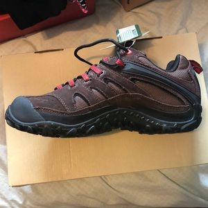 merrill hiking boots